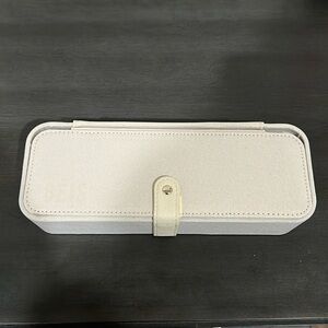 BEIS Cream Travel Organizer